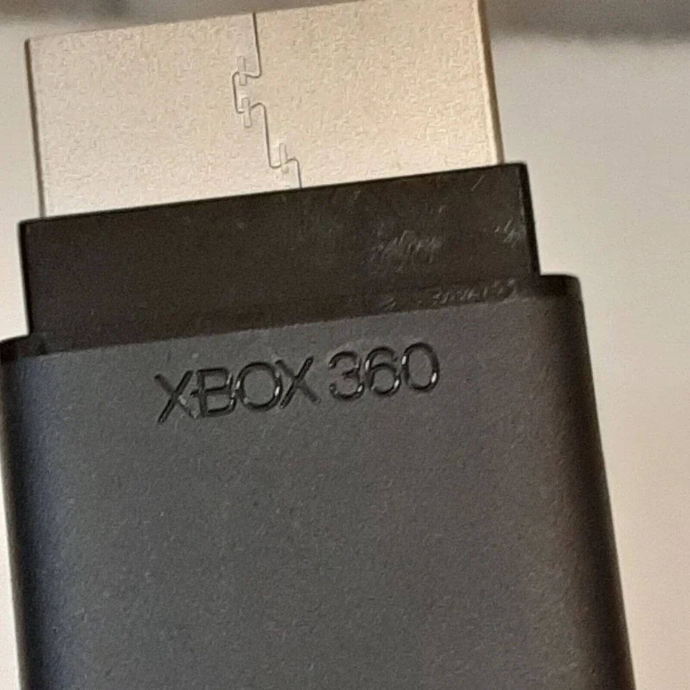 Genuine Official OEM Microsoft XBOX 360 S Slim Black Composite AV Cable UNTESTED